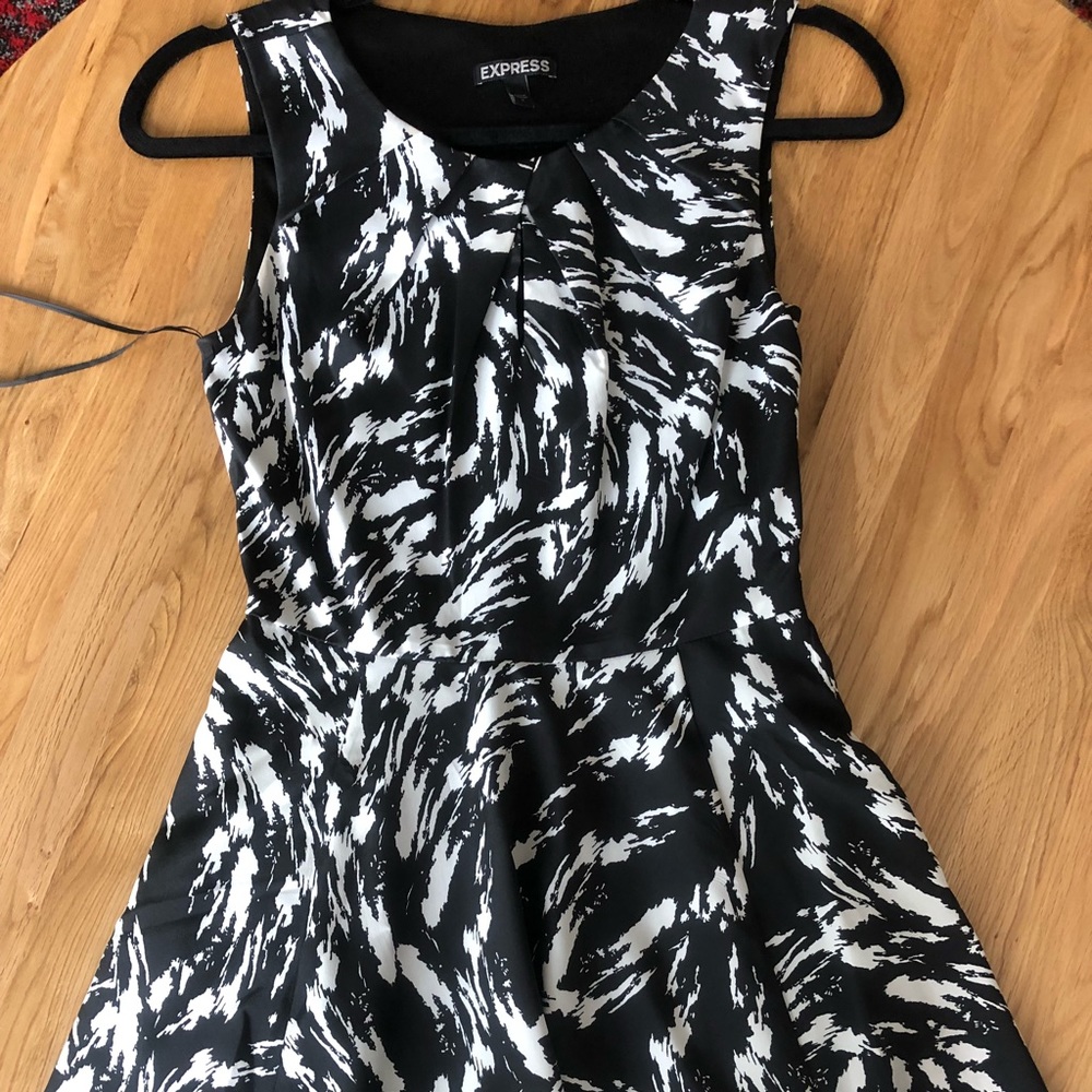 Express dress